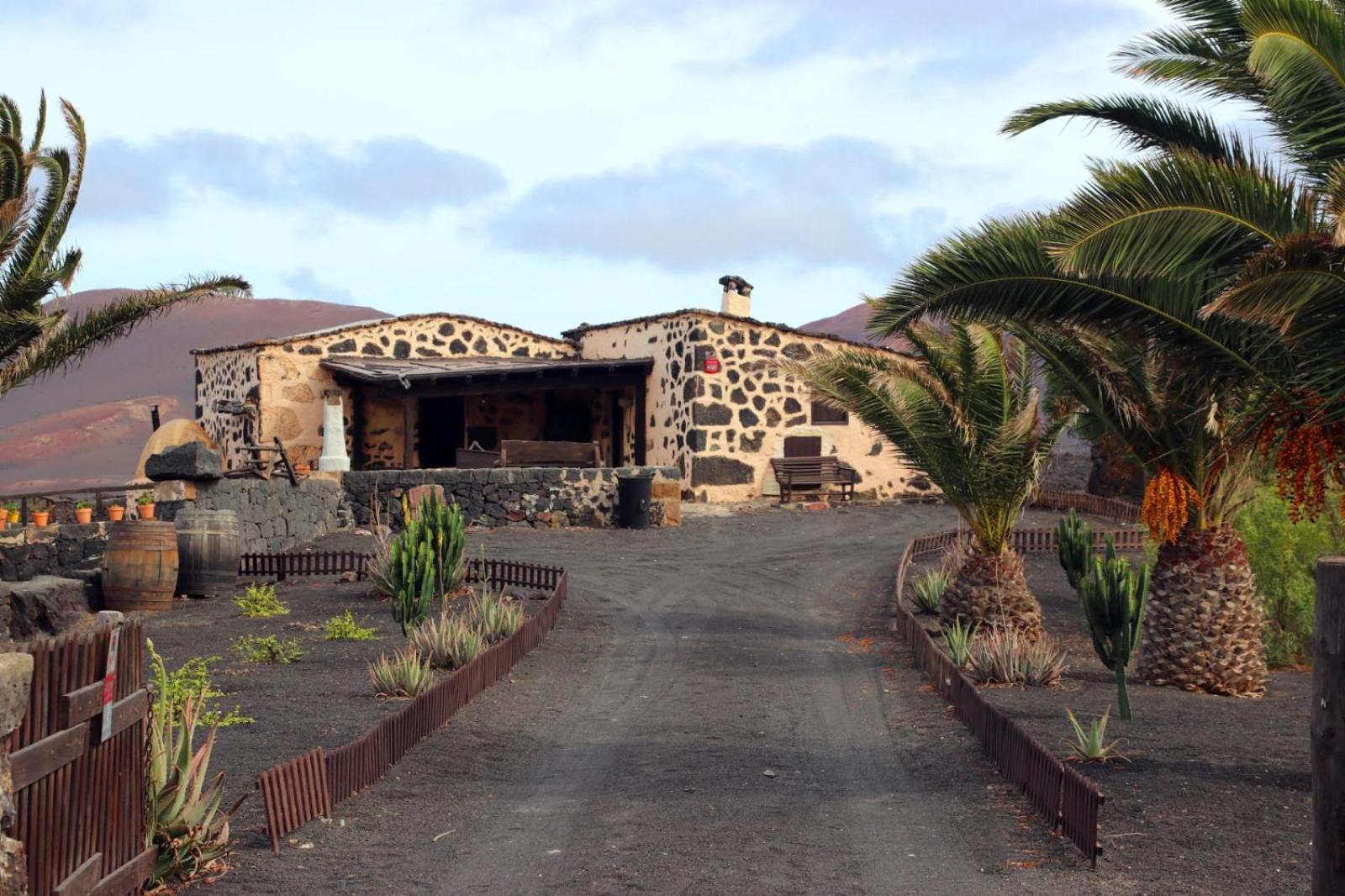 Casa Rural Vega De Timanfaya Uga Exterior photo